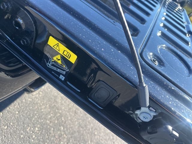 New 2026 Diamond Black Crystal Pearl-Coat Exterior Paint RAM Laramie image 33