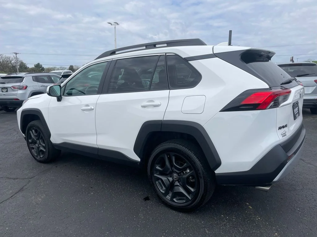 Used 2024 Ice Toyota Adventure image 5