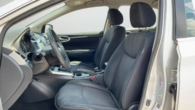 Used 2016 Silver Nissan SV image 19