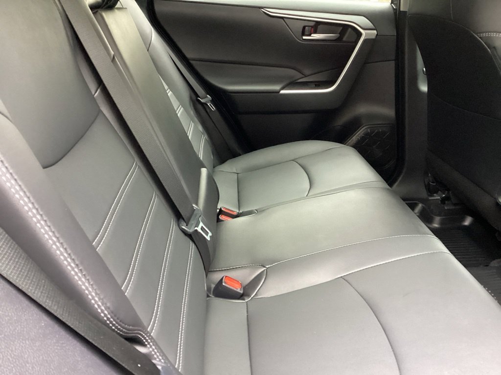 Used 2024 Gray Toyota XLE Premium image 5
