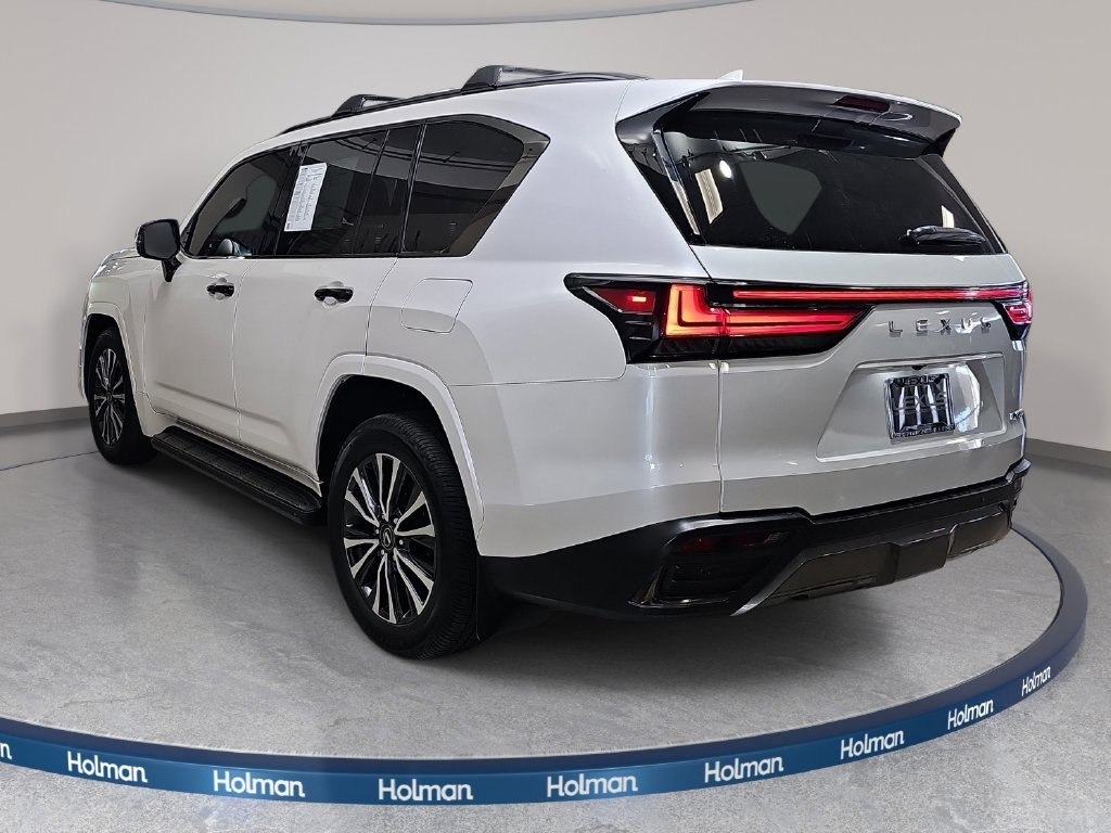 Used 2022 White Lexus 600 Premium image 8