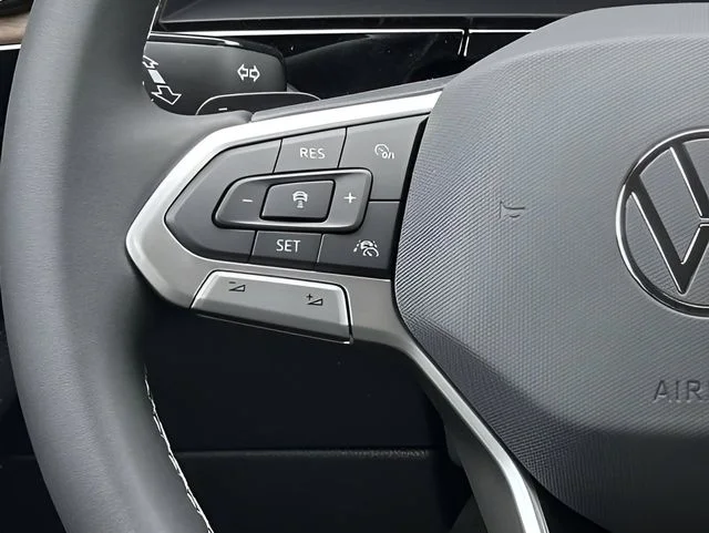 2026 Volkswagen Atlas SE w/Tech - Photo 13