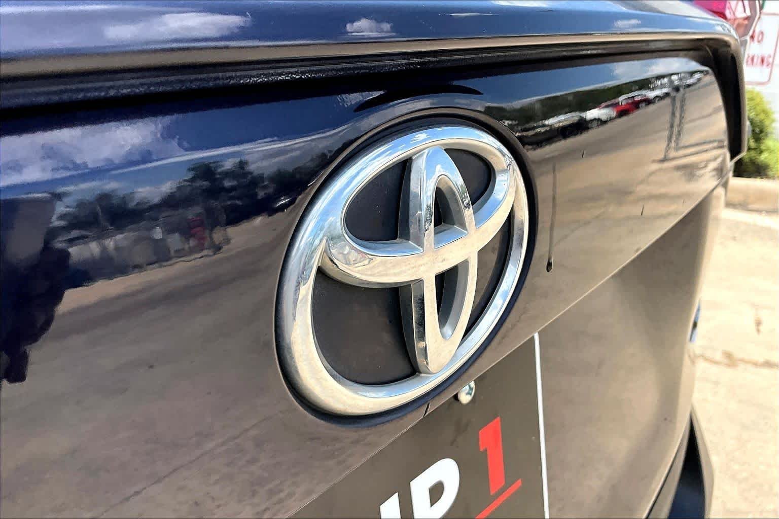 Used 2020 Blueprint Toyota XLE image 9