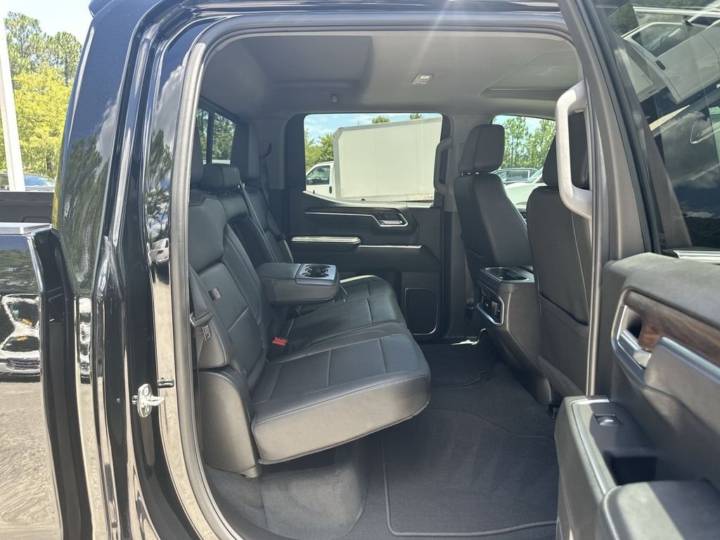 2025 GMC Sierra 1500 SLT - Photo 27