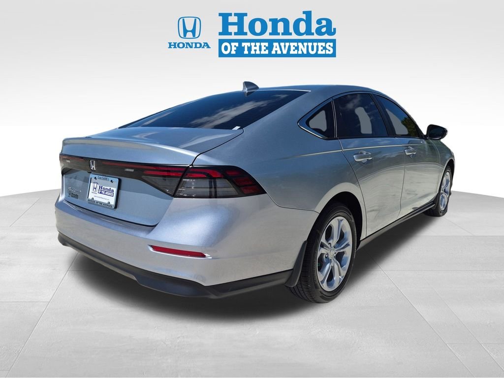 New 2026 Solar Silver Metallic Honda LX image 6