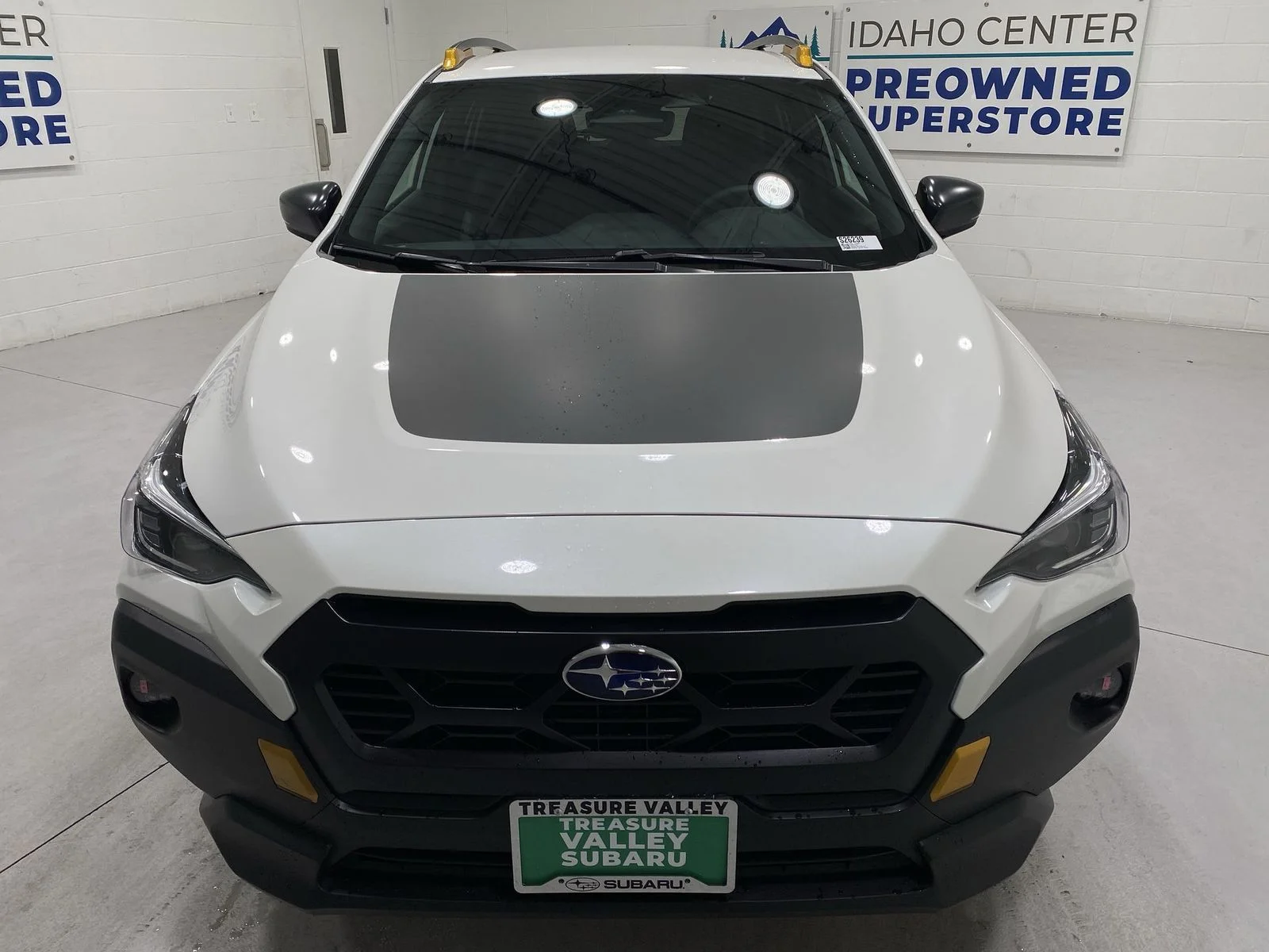 New 2026 CRYSTAL WHITE PEARL Subaru Wilderness image 3