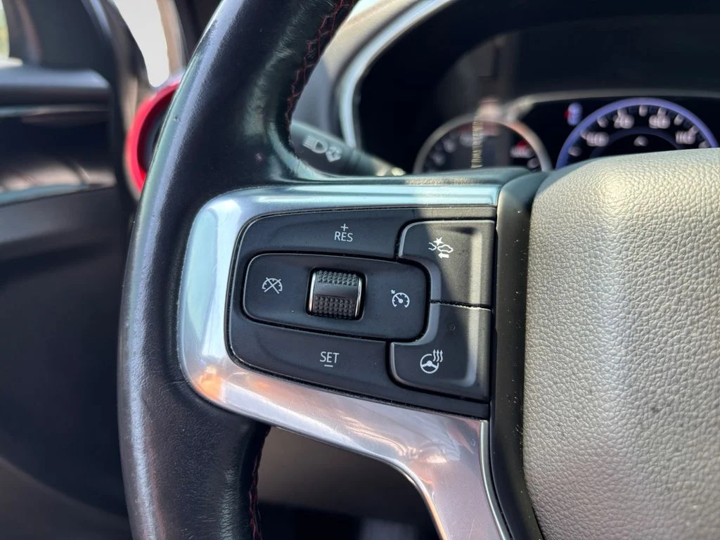 Used 2021 Gray Chevrolet RS image 26