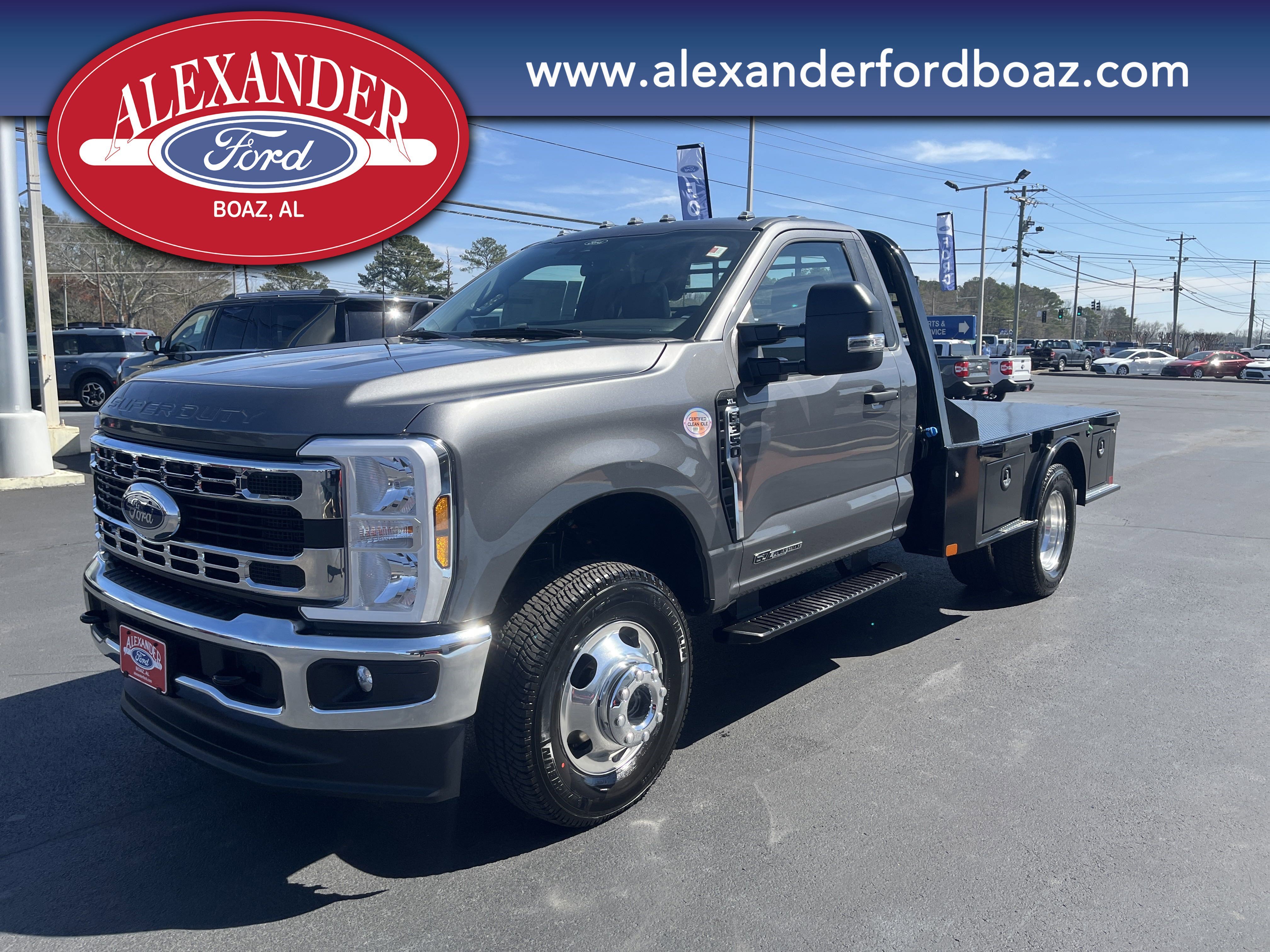 2025 Ford F-350 Super Duty Chassis Cab