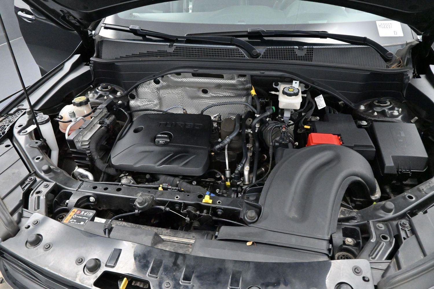 Used 2022 Mosaic Black Metallic Chevrolet RS image 33