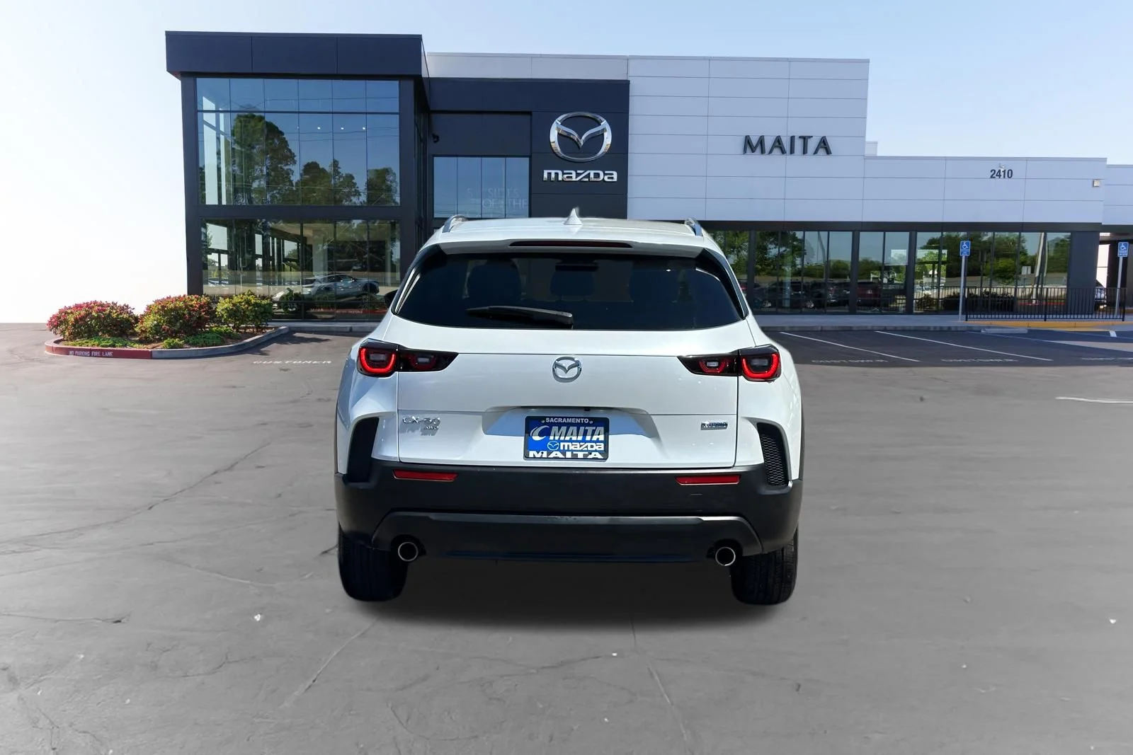 Certified Used 2025 Wind Chill Pearl Mazda Preferred image 5