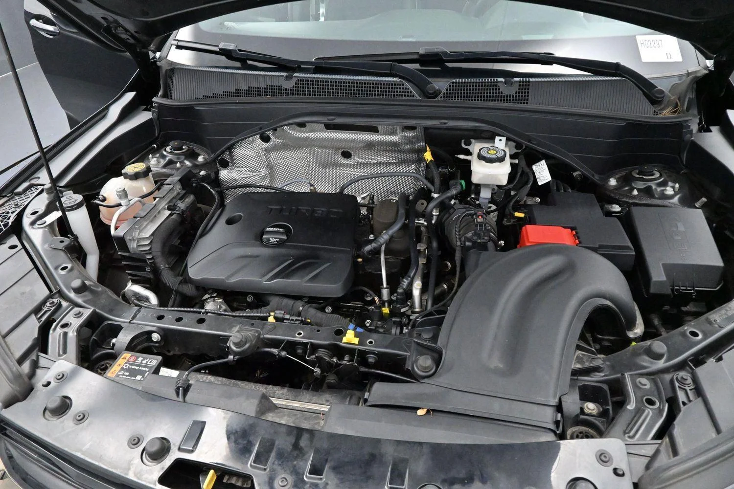 Used 2022 Mosaic Black Metallic Chevrolet RS image 33