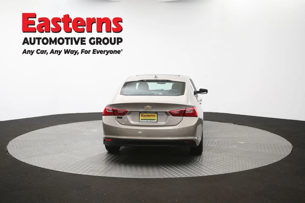Used 2023 Gray Chevrolet LT image 40
