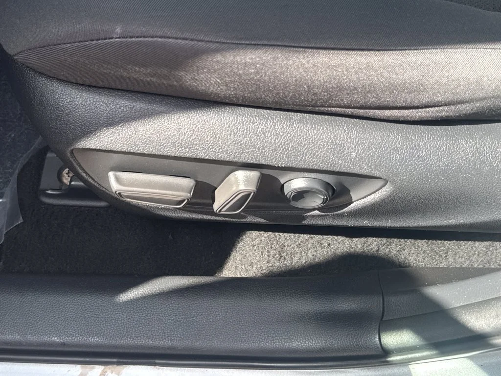 Used 2021 Silver Toyota XLE image 48