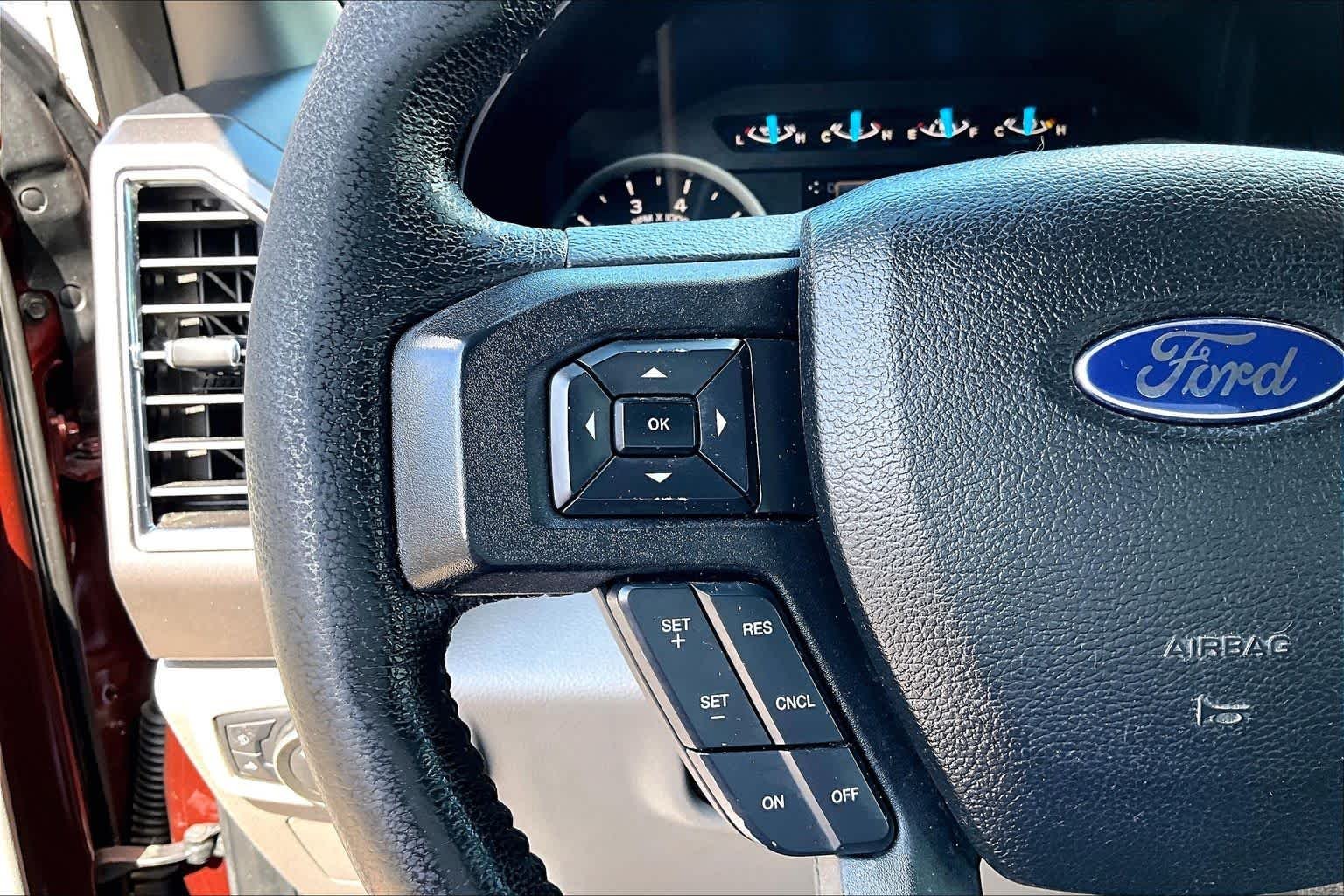 Used 2015 Bronze Fire Metallic Ford XLT image 26