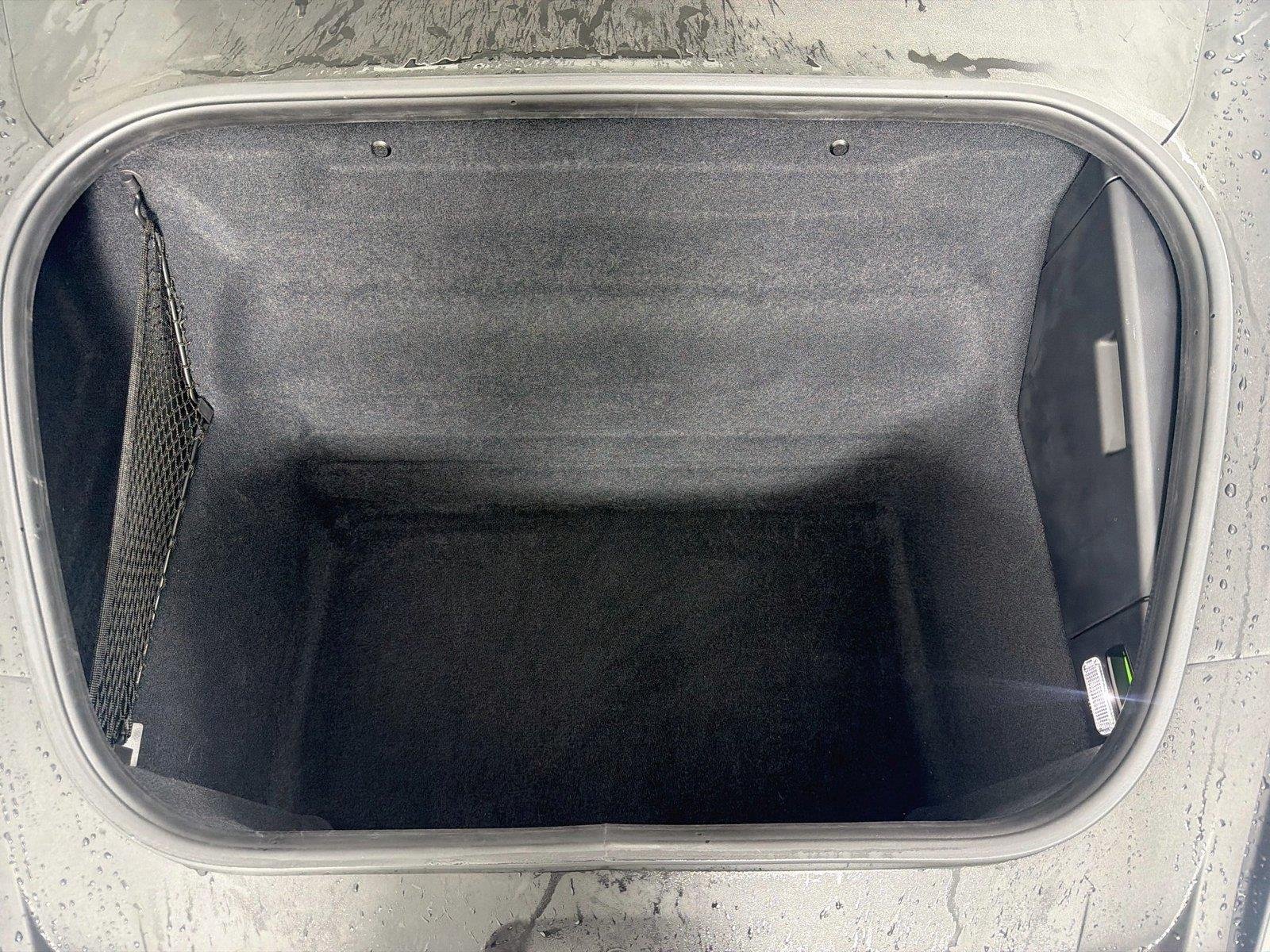 Used 2022 Chalk Porsche 4S image 38