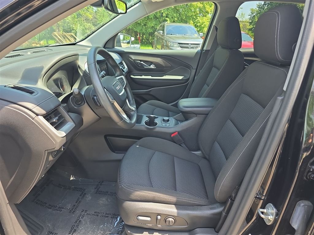 Used 2024 Black GMC SLE image 17