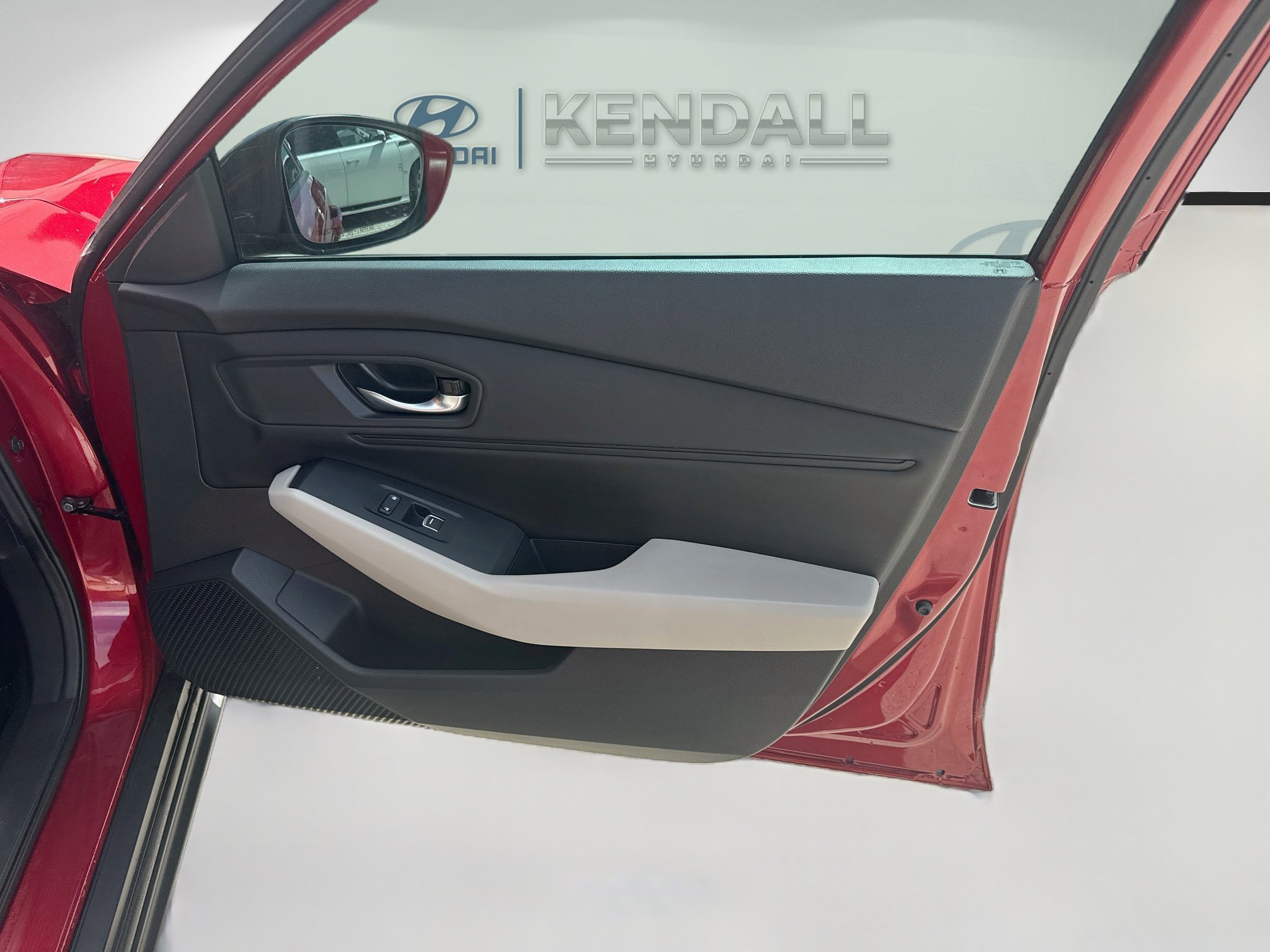 Used 2025 Radiant Red Metallic Honda SE image 31