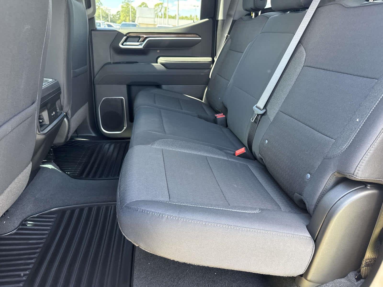 2026 Chevrolet Silverado 1500 LT - Photo 8