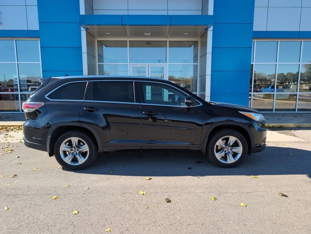 2016 Toyota Highlander Limited