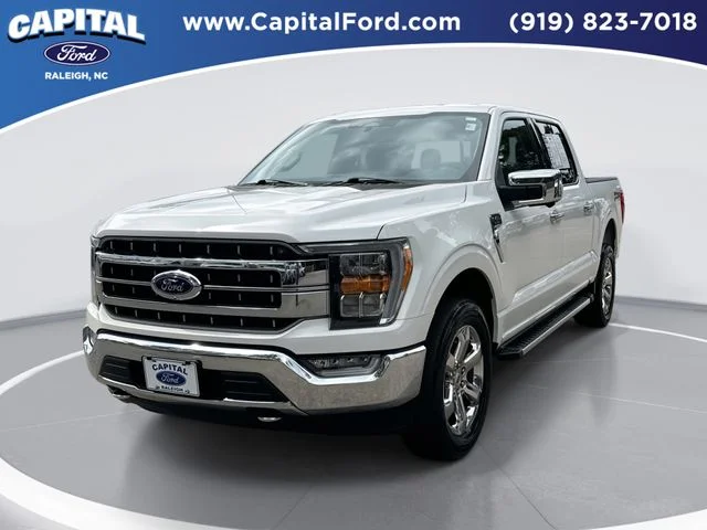 Used 2022 White Ford Lariat image 1