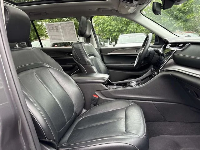 Used 2021 Gray Jeep Limited image 15