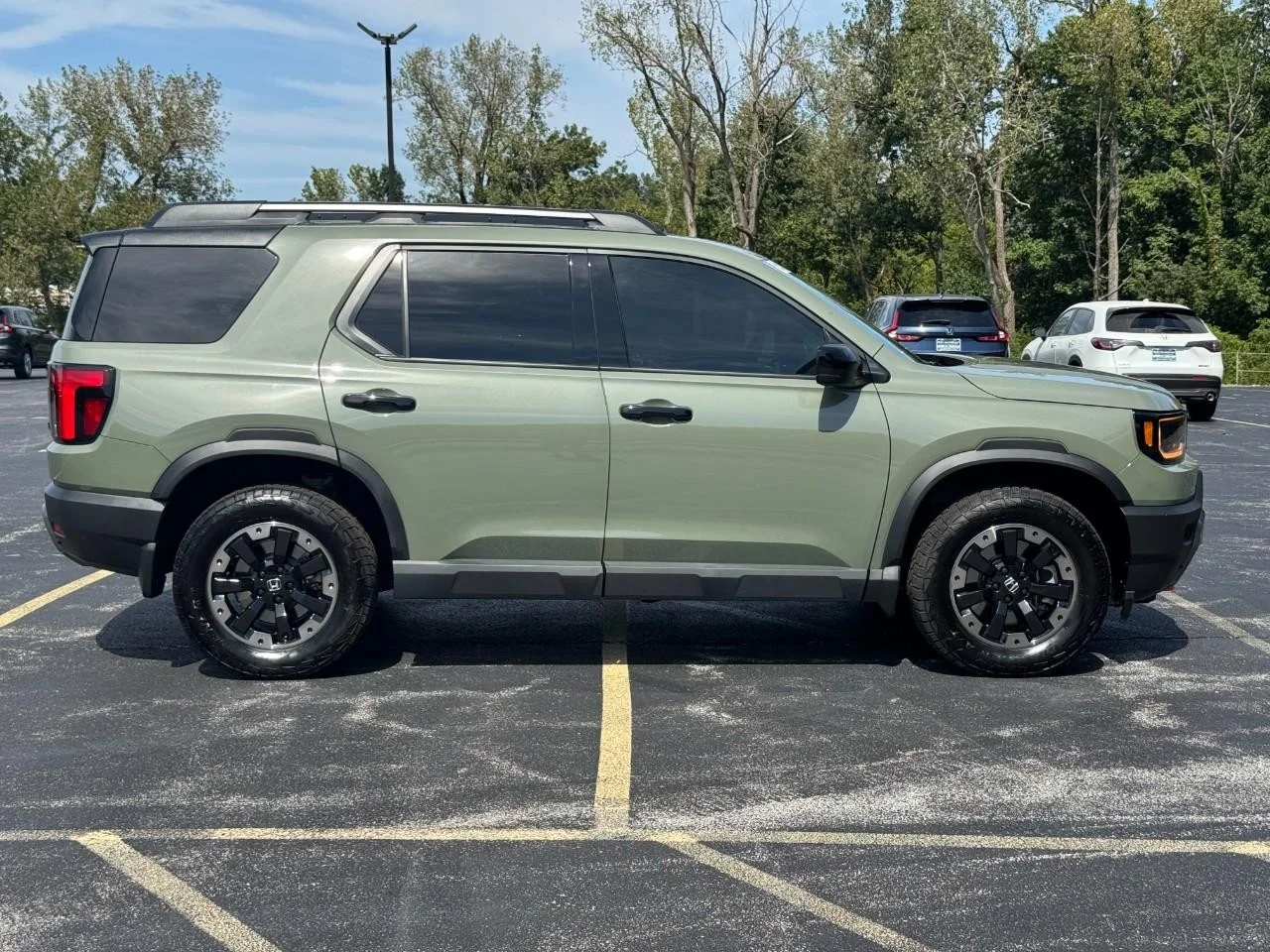 Certified Used 2026 Ash Green Metallic Honda TrailSport Elite image 3