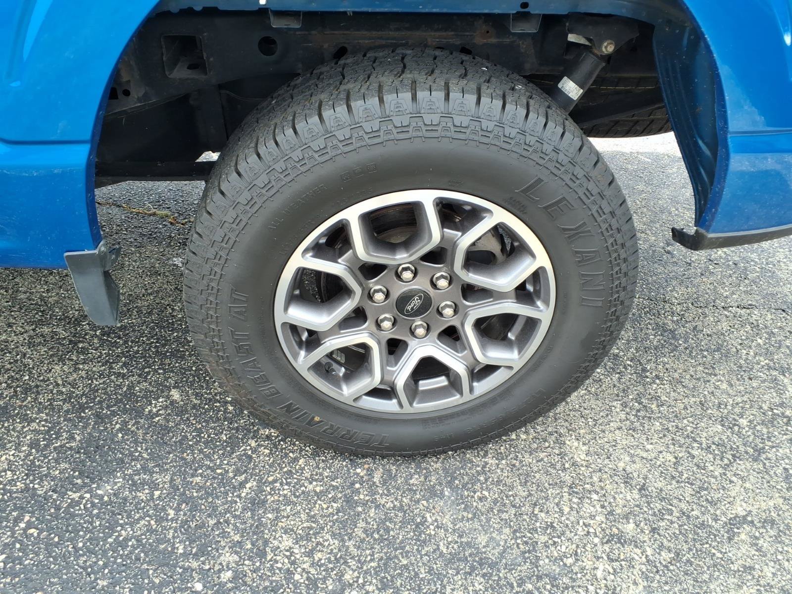 Used 2021 Velocity Blue Metallic Ford XL image 17