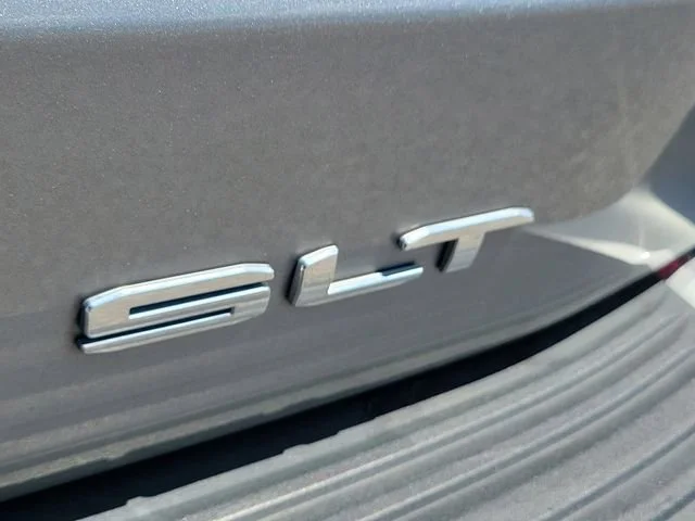 2023 GMC Yukon SLT - Photo 10