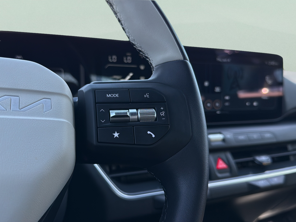 Used 2025 Interstellar Gray Kia GT-Line image 18