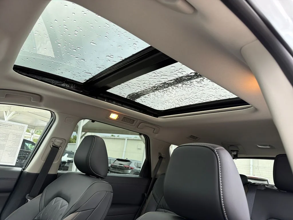 New 2026 Everest White Pearl TriCoat Nissan Platinum image 16