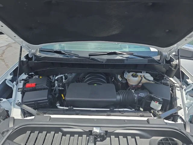 Used 2024 White Chevrolet LT image 31