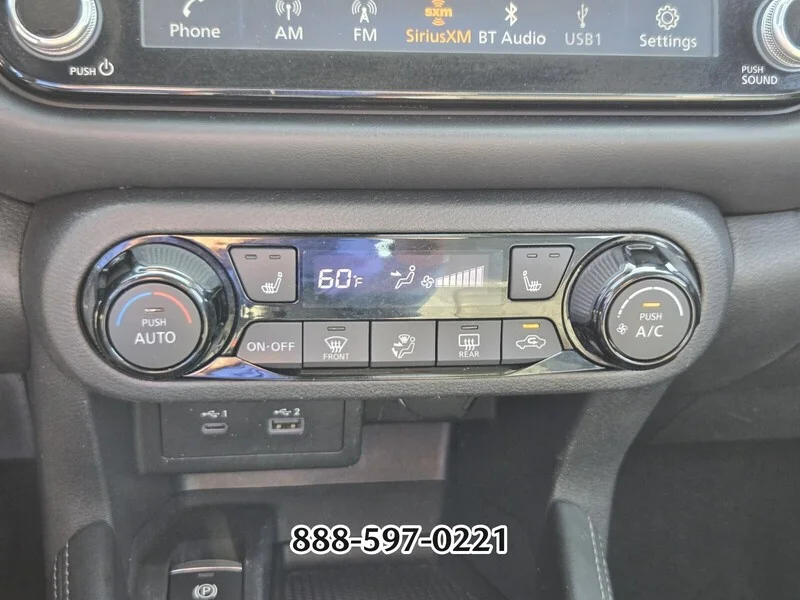 Used 2022 Aspen White NISSAN SR image 23