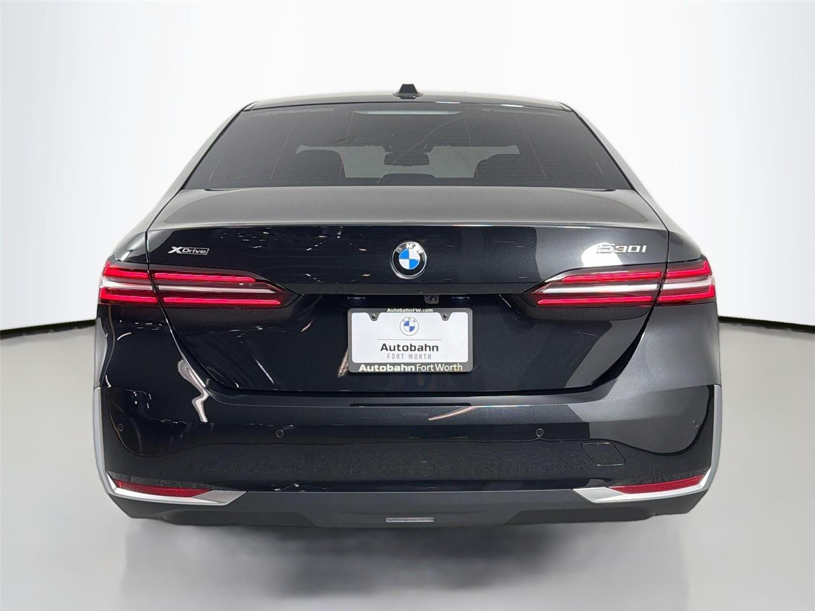 New 2026 Black Sapphire Metallic BMW 530i xDrive image 7