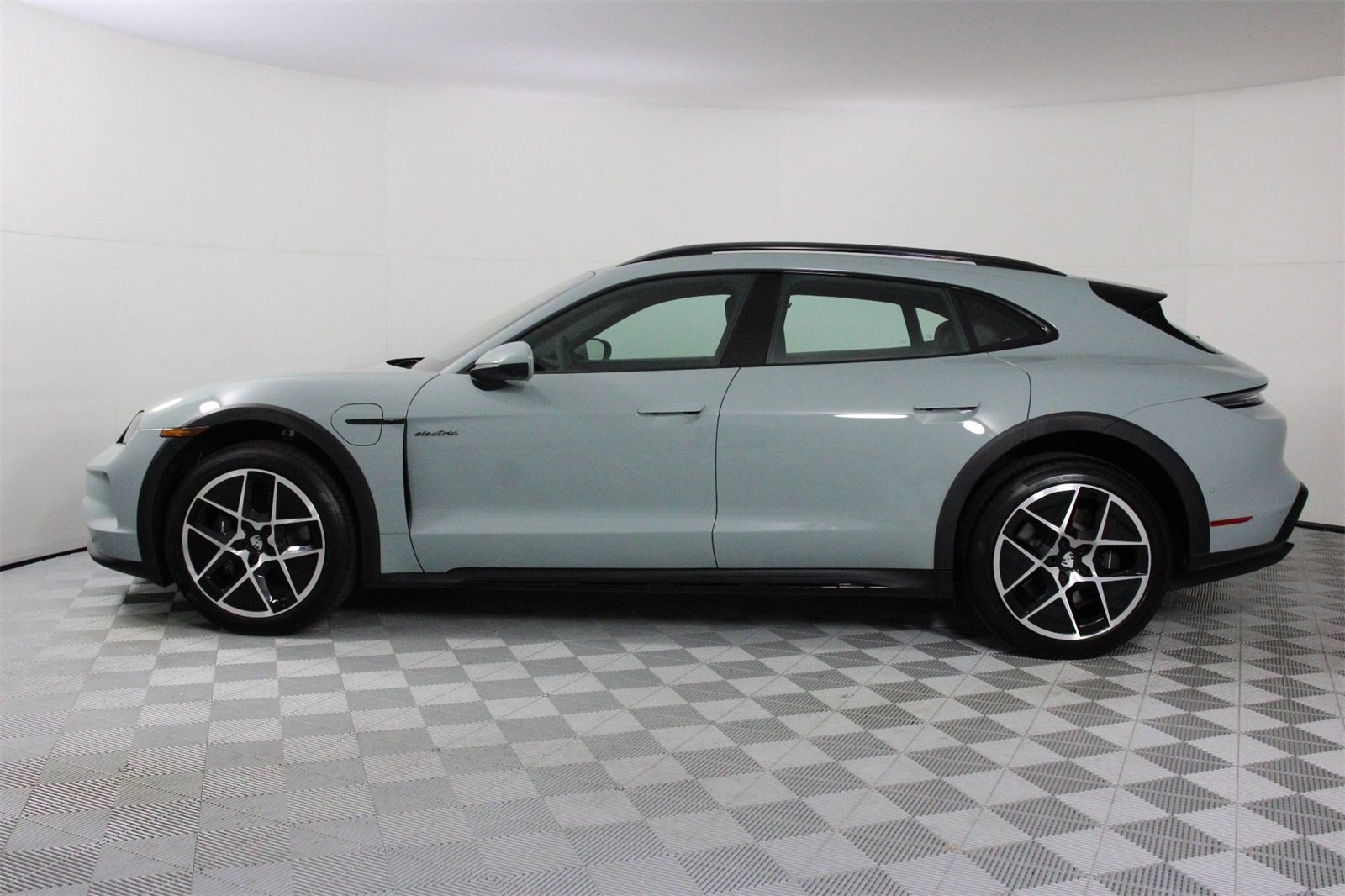 Certified 2025 Porsche Taycan Base with VIN WP0BA2Y14SSA66253 for sale in Pasadena, CA