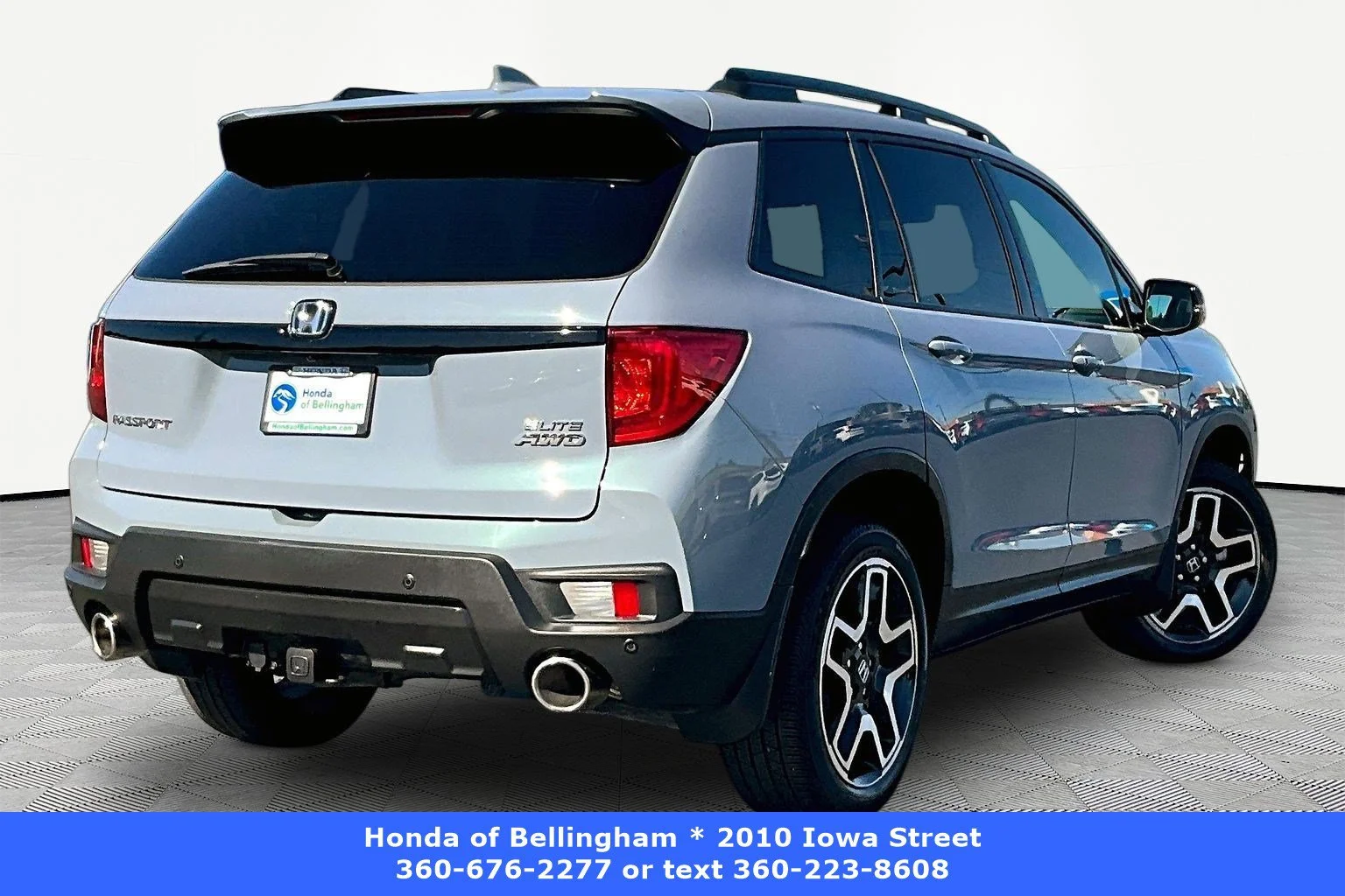 Certified Used 2023 Sonic Gray Pearl Honda AWD ELITE image 6