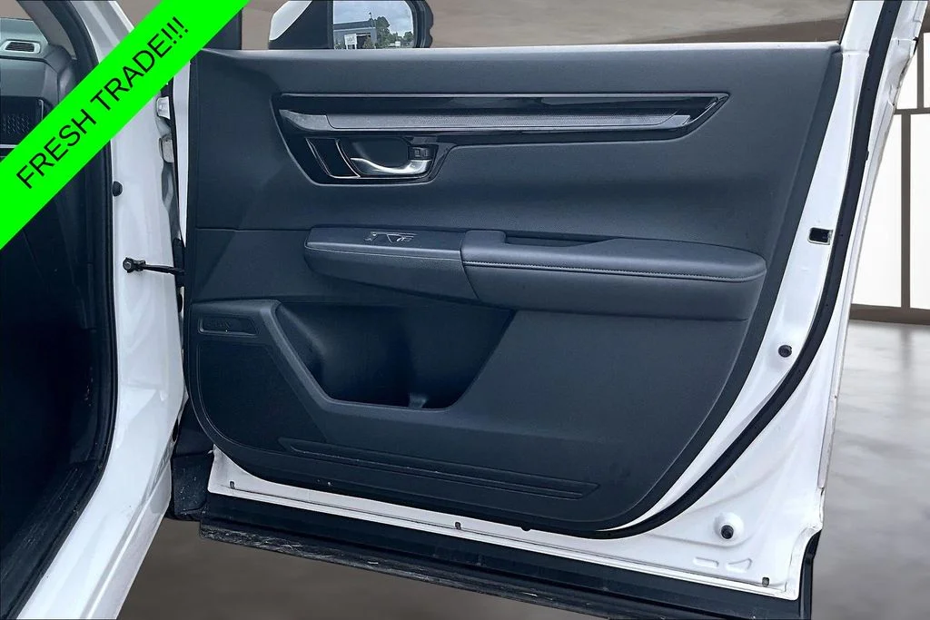 Used 2024 White Honda EX-L image 26