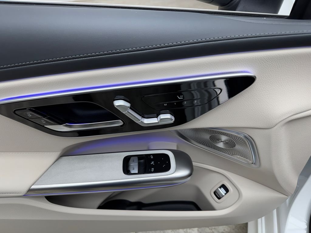 New 2026 White Mercedes-Benz CLE 450 image 9