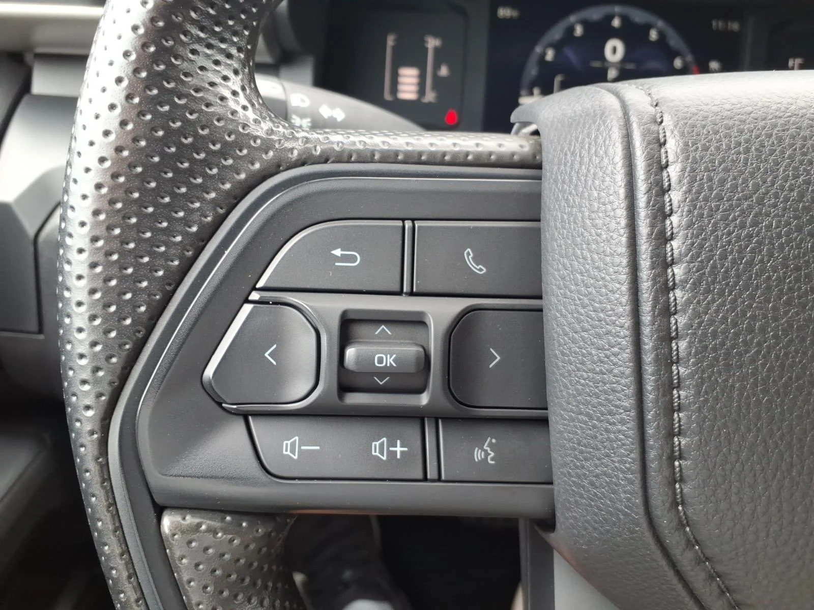 Used 2024 Ice Cap Toyota SR image 22