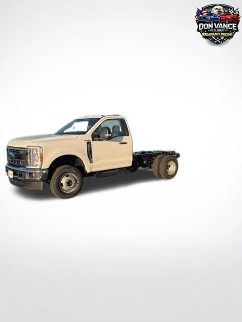2026 Ford F-350 XL 4x4 Regular Cab 145-In DRW's photo