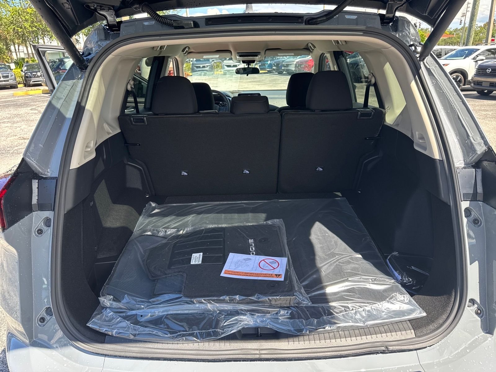 New 2026 Nissan Rogue SV 4D Sport Utility