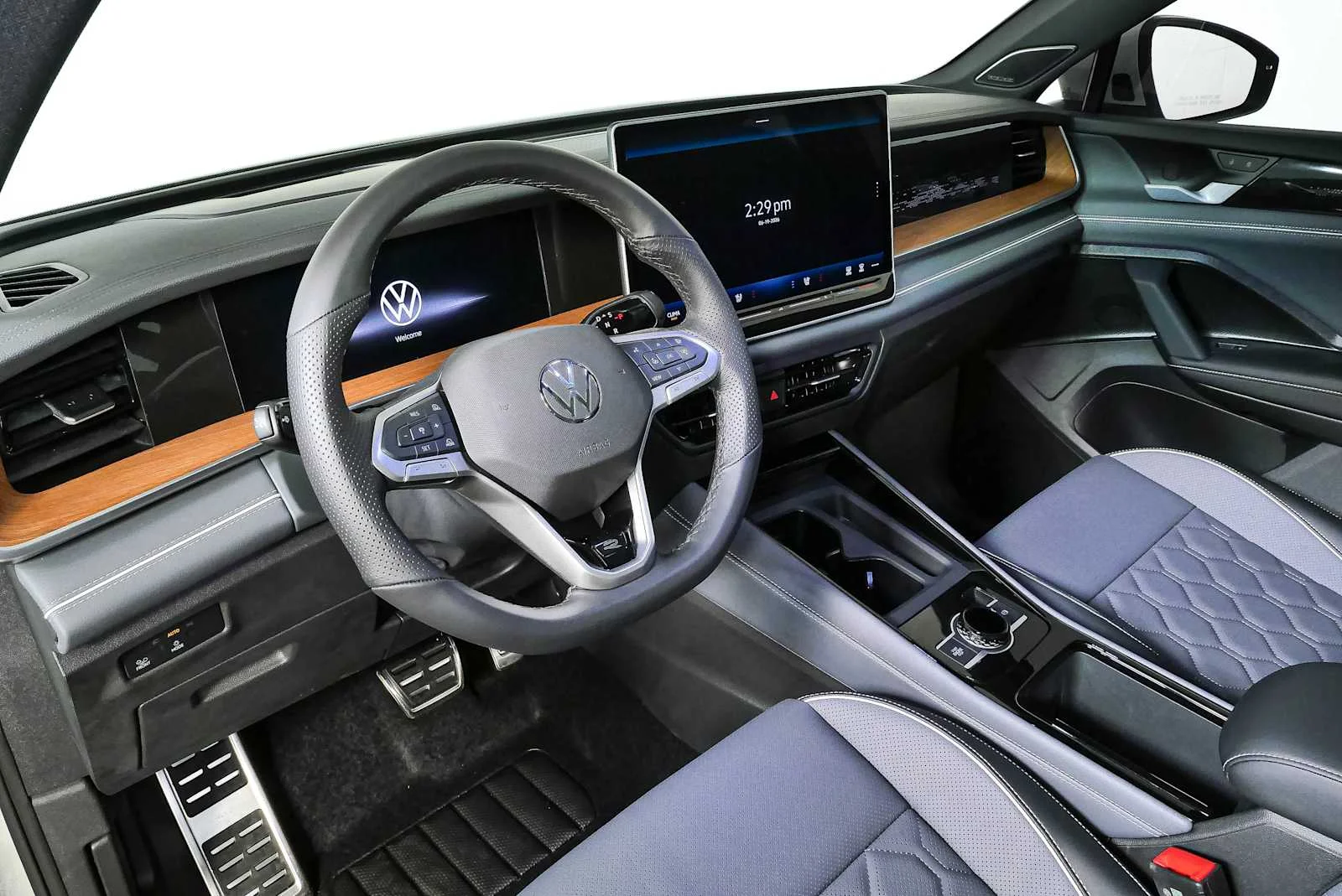 New 2026 Sandstone Volkswagen SEL R-Line Turbo image 4