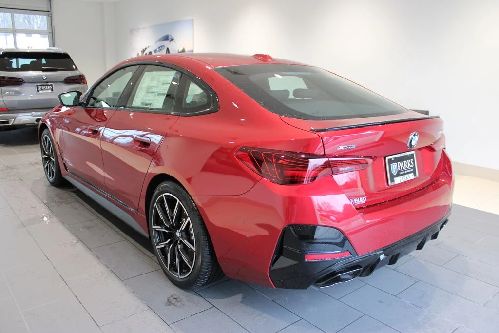 New 2026 Vegas Red Metallic BMW M440i xDrive image 29