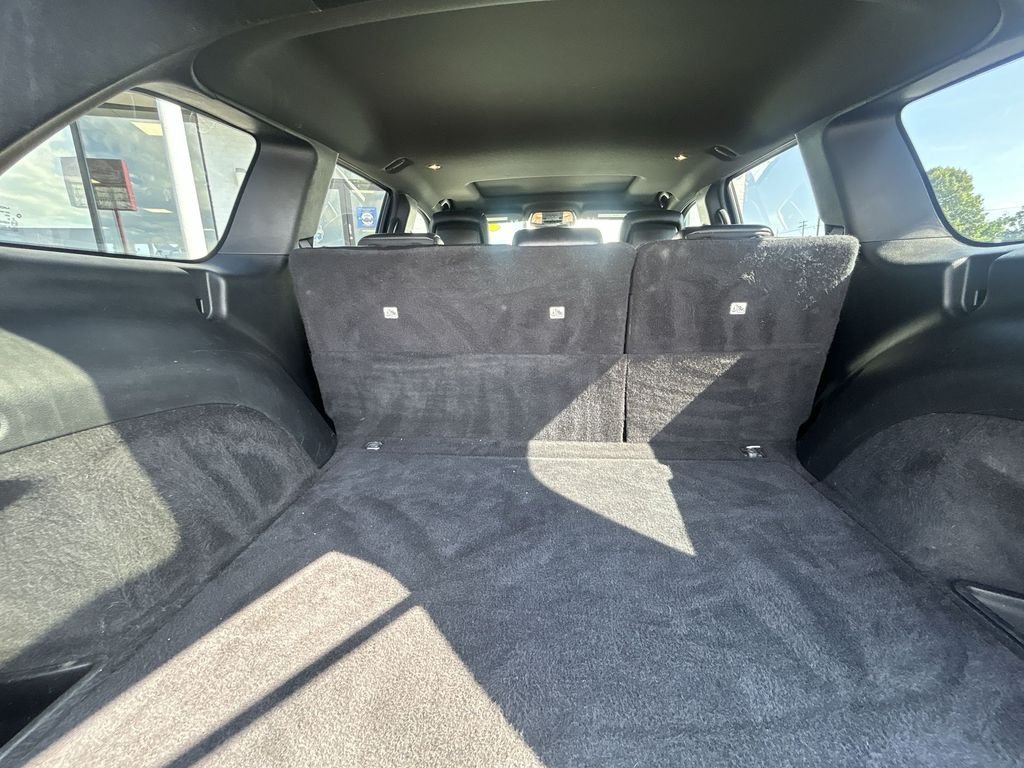 Used 2018 White Jeep Altitude image 31