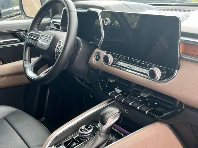 Used 2023 Onyx Black GMC Denali image 24