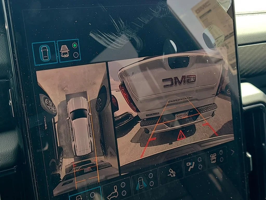 New 2026 Summit White GMC AT4 image 17