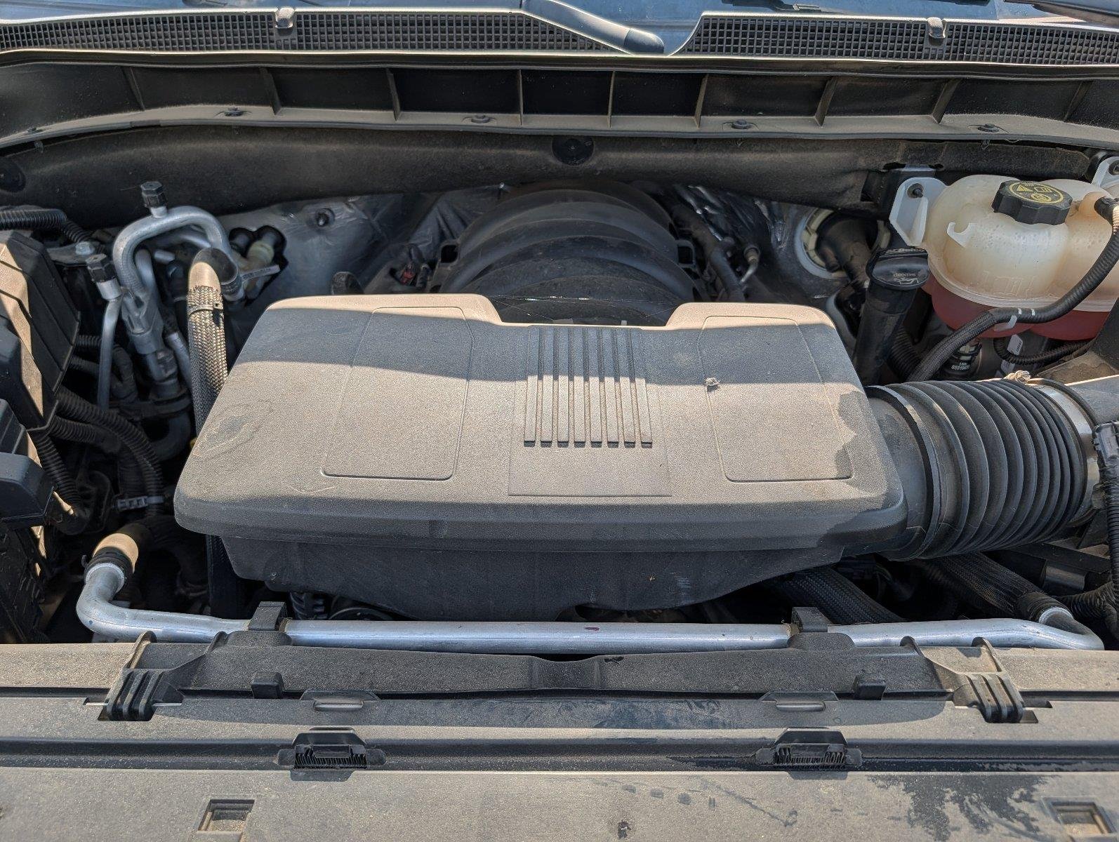 Used 2023 Summit White Chevrolet Z71 image 39