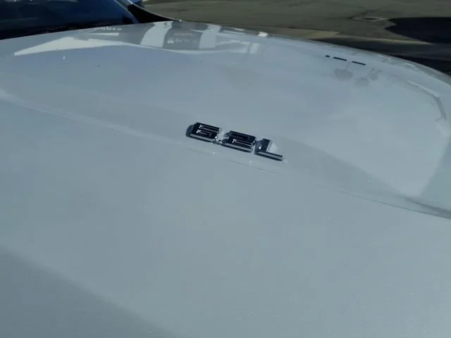 Used 2026 Polar White Tricoat Chevrolet High Country image 4