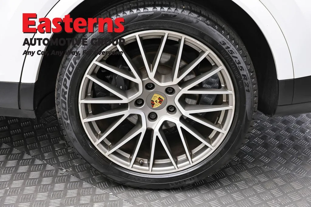 Used 2023 White Porsche Platinum Edition image 8