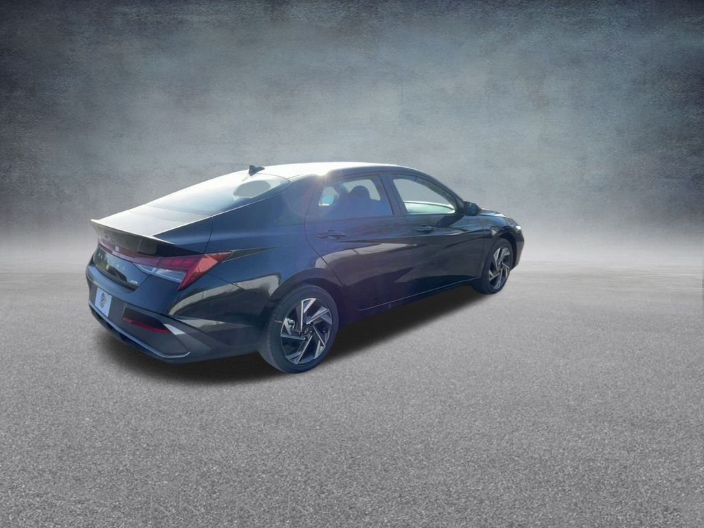 2025 Hyundai Elantra Blue - Photo 23