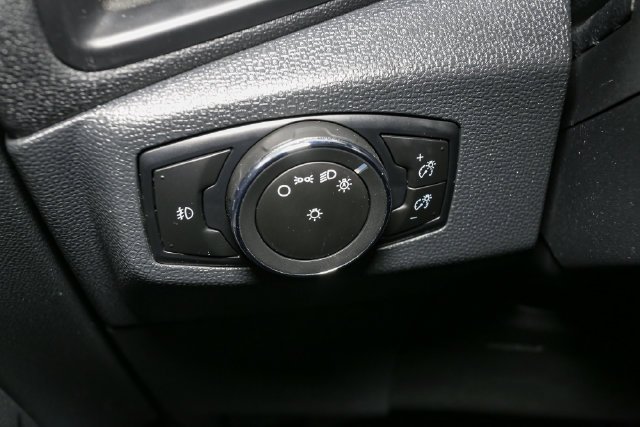 Used 2021 Silver Ford SES image 32